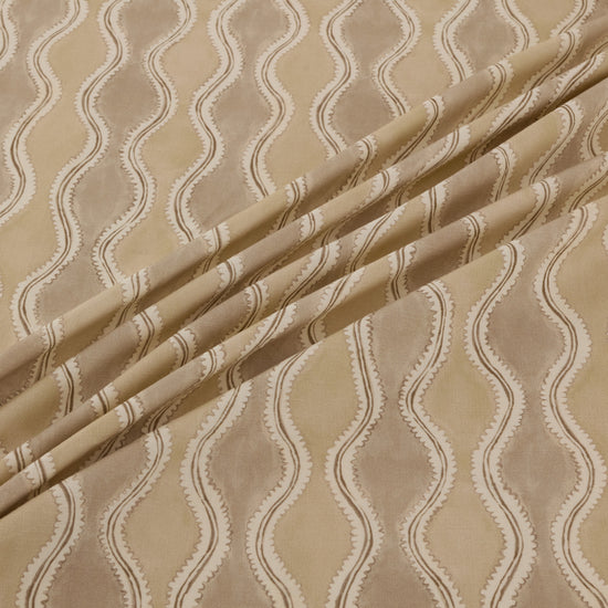Wading Quaker Curtains